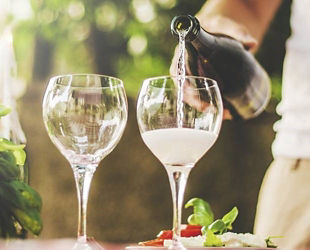 5 ways to perfect your Prosecco