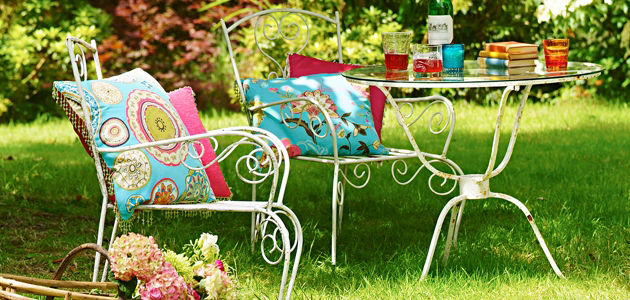 Glam up your garden with these simple top tips