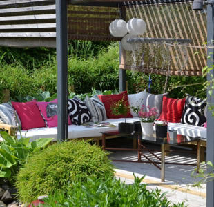The experts' guide to this summer's hottest garden trends