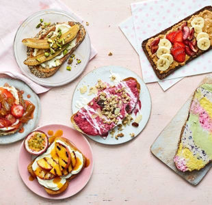Smash toast - the newest breakfast trend